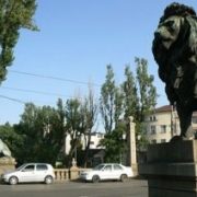 Вдигат Лъвов мост на две нива