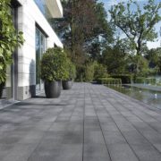 Настилки UMBRIANO от Semmelrock – Естествена красота и уникална картина Semmelrock_Umbriano_grau