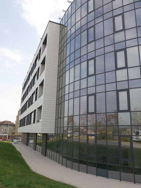 Chehplast-stroiteli-5