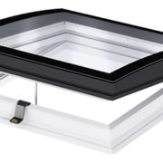 velux-pokriven-prozorec-zaobleno-staklo1
