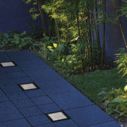 Атрактивна градина и през нощта с енергоспестяващо осветление от Semmelrock semmelrock